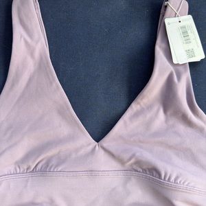lululemon Align V-Neck Bra Light Support,A/B size 8 - lavender NWT